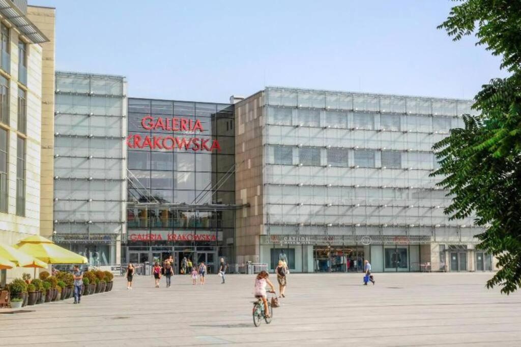 Apartament W Scislym Centrum Krakowa Z Parkingiem! Cracóvia Exterior foto